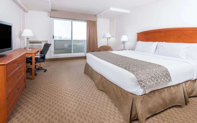 Ramada by Wyndham Edmonton South