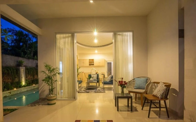 Villa Putih Berawa