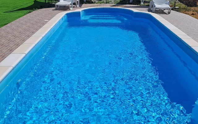 Nane Garden House With Heated Pool