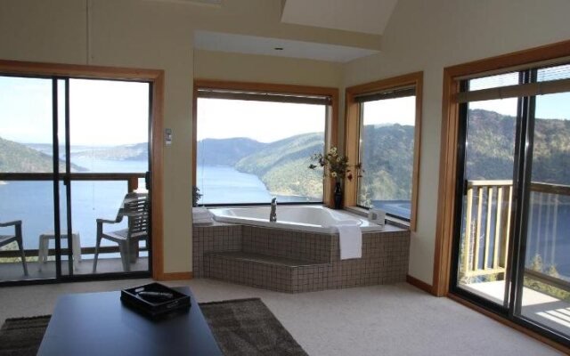 Moon Water Lodge