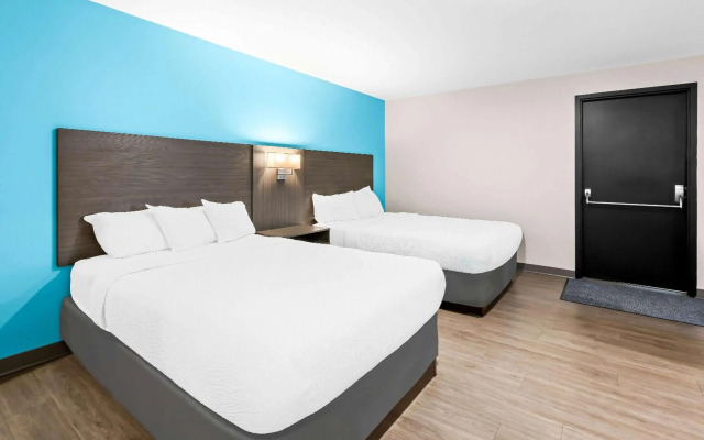 Howard Johnson by Wyndham Thunder Bay