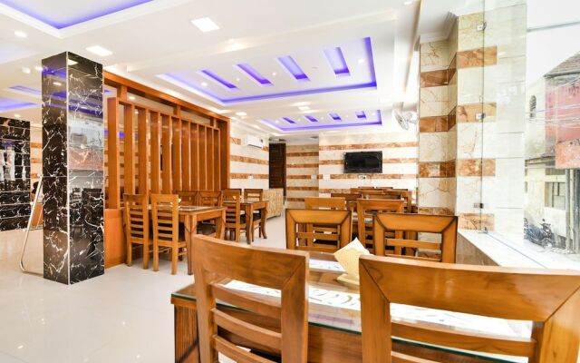Fabhotel Pearl Suite