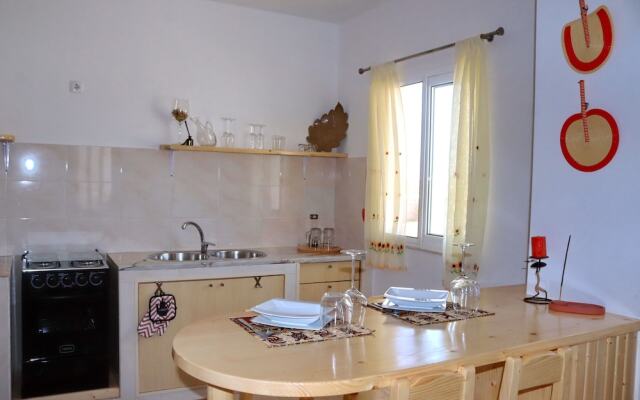 The Yellow Flat - Sea View