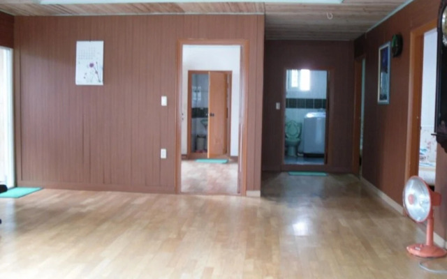 Gapyeong White House Valley Pension