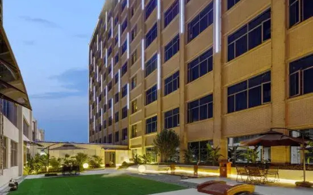Jingzhou Jingsheng Hotel (Jingzhou Ancient City)