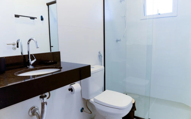 Apto c rea Gourmet a 300m da Praia das Toninhas