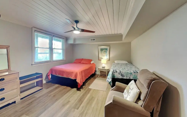The Playhouse by Topsail Realty