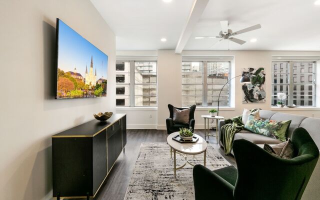 Mardi Gras Suites NOLA's 4BR Elegance