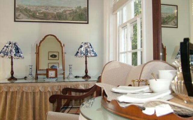 Bed & Breakfast at Ocklynge Manor