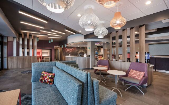 Tru by Hilton Warsaw