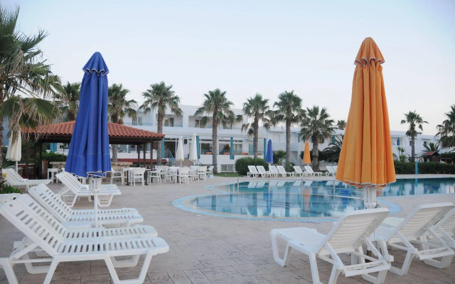 Irina Beach Hotel