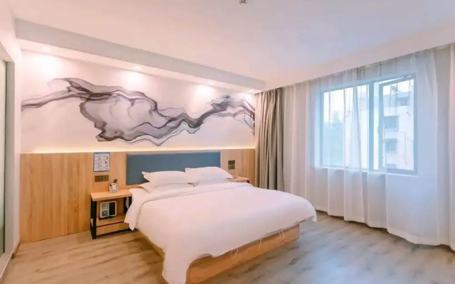 Qingmu Hotel