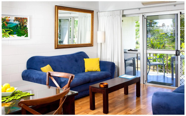 Clifton Sands Holiday Apartments
