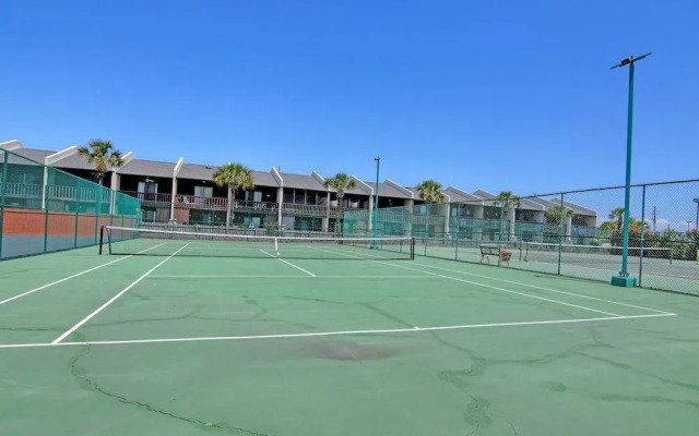 Mariner West 506 - 1 Br Condo