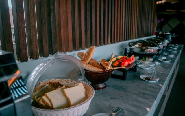 Royal Singosari Trawangan