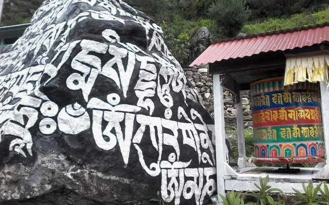 Mountain Lodges of Nepal - Namche