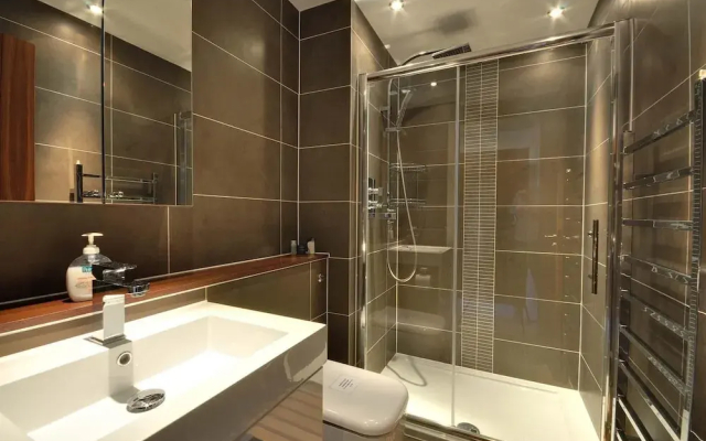 6 Sandbourne in Bournemouth