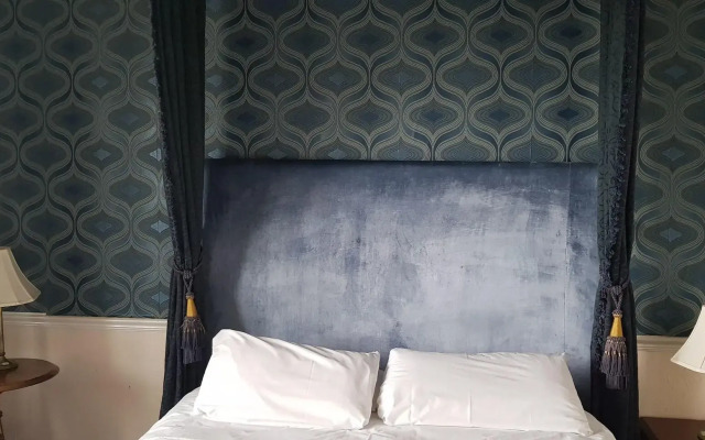 Regency Hotel