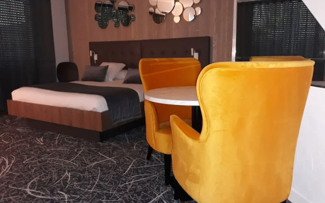 Logis Hôtel Restaurant Spa Parenthèse