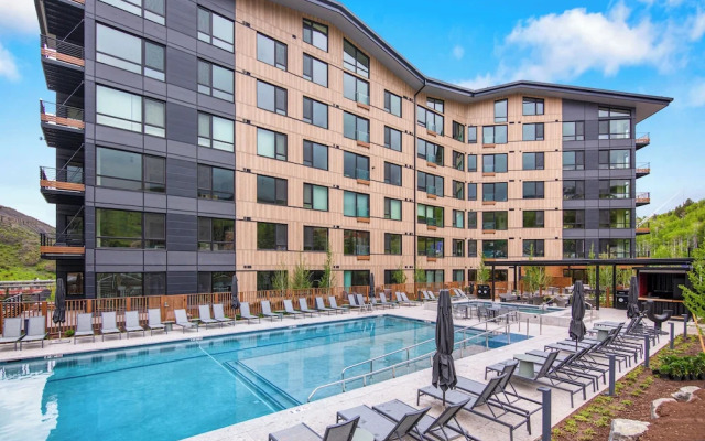 Electric Pass Lodge by Snowmass Vacation