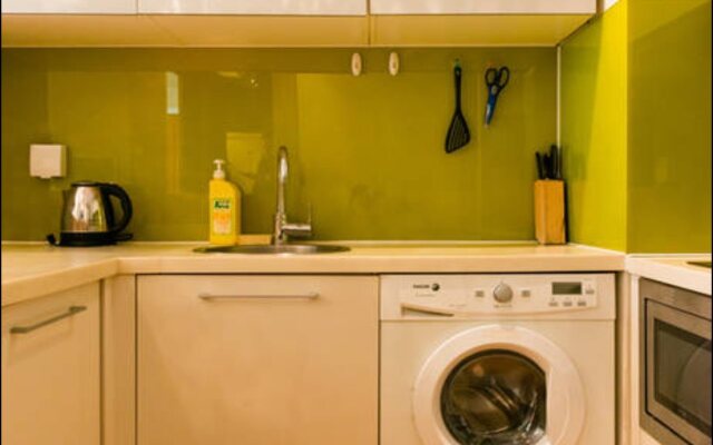 Seasons Park Apart Hotel Beijing