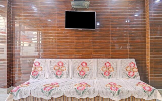 OYO 84081 Hotel Suhani Katra
