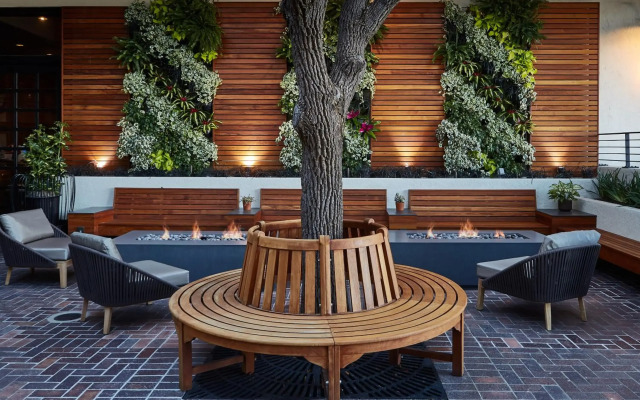 Portola Hotel & Spa at Monterey Bay