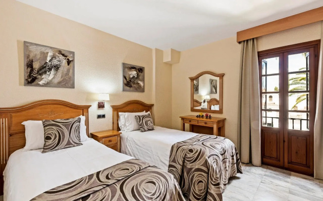 Macdonald Villacana Club Resort