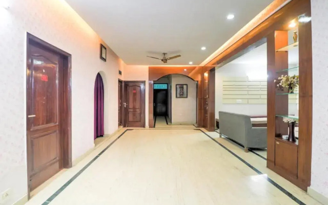 Classy Inn by OYO Rooms
