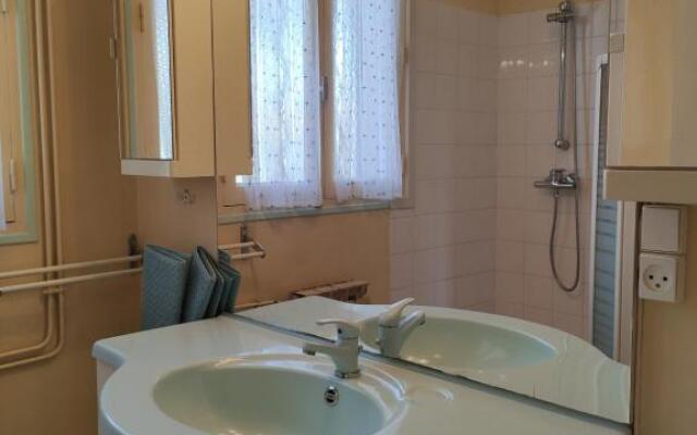 Villa Les Pins proche plages, au calme