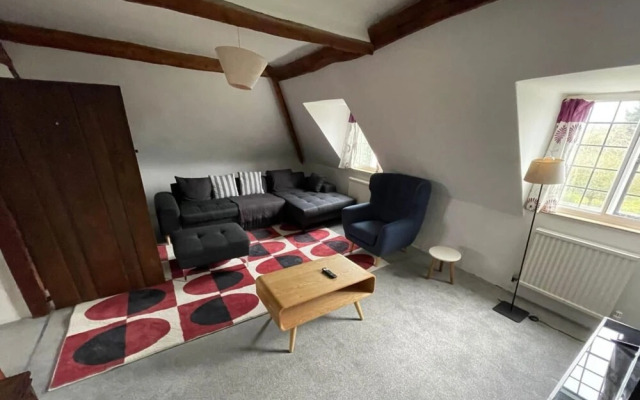 The Royal Retreat -elegant 7bdr With Garden