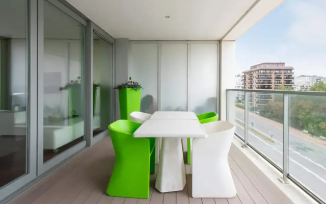 South Facing Apartment With Terrace
