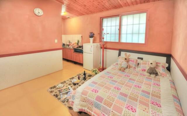 Inje Solbathwangto Pension