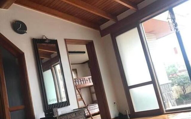 Orage Guesthouse - Hostel