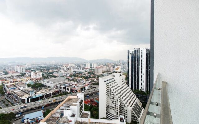 Elements Studio KLCC by GuestReady