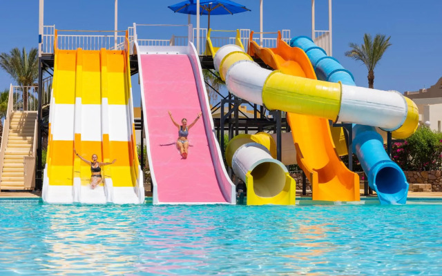 Amwaj Oyoun Resort & Casino
