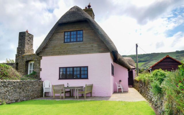 Holiday Home Cock Rock