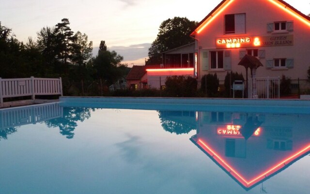 Cozy mobil home with an oven in the heart of Burgundy