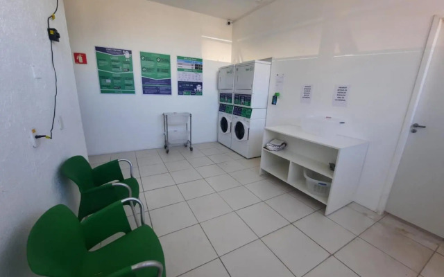 Flat Qi Ibirapuera com Sacada Uh-2307