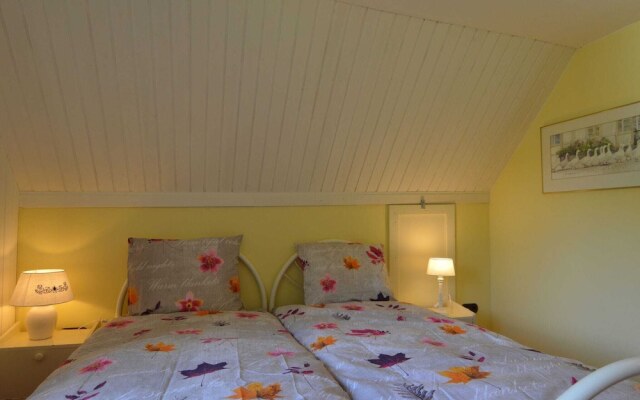 Modern Holiday Home in Hellenthal with Campfire Area