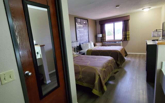 Super 8 by Wyndham Paris