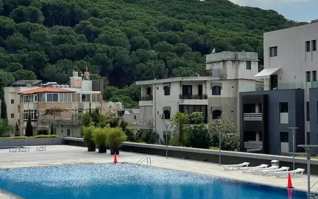New Apartment in Tilal Fanar Resort, Pools,tennis