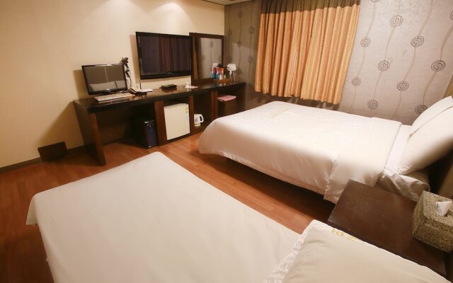 Charmant Hotel Suwon