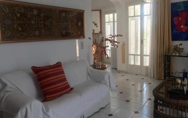 Naxos House