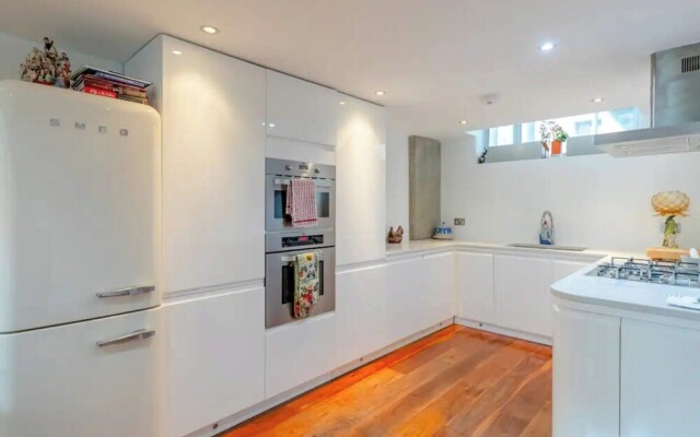 Incredible 2BD Loft by Regents Canal - Haggerston