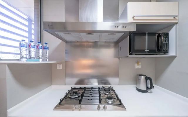 Tyms Modern 2BR 1BA Suite Xujiahui Metro