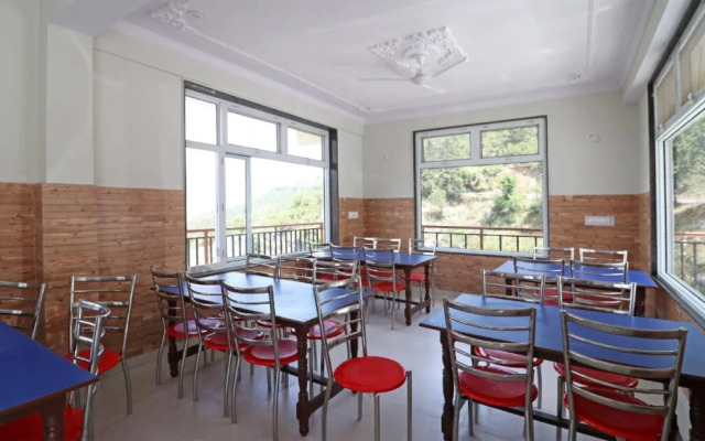 Hotel Benog Breeze By OYO Rooms