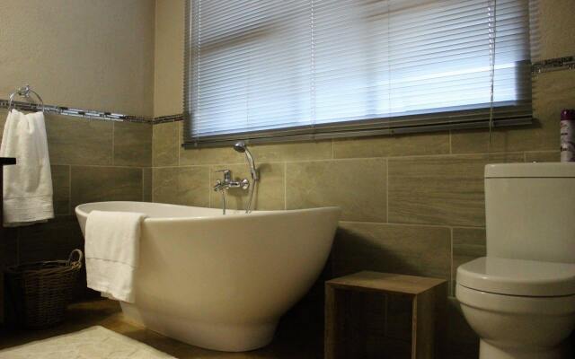 Ibis Way Guest House