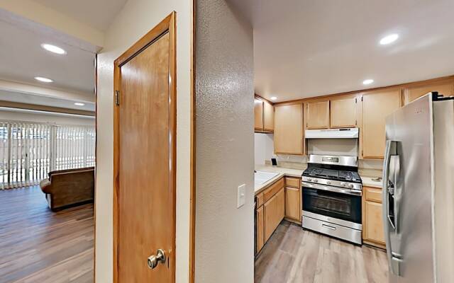 41785swa 2 Bedroom Duplex