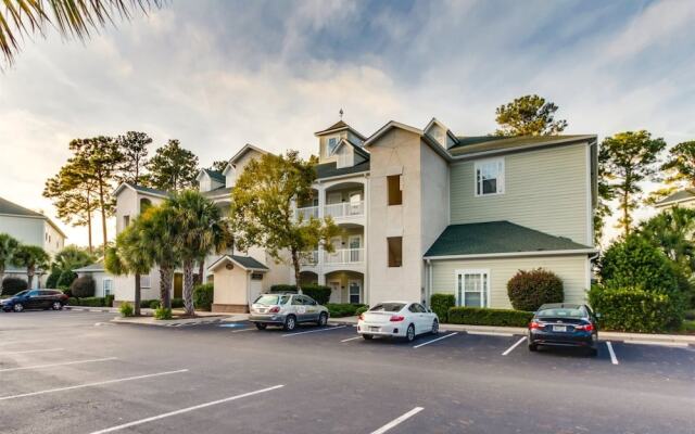 World Tour Golf Links Condos by Escape